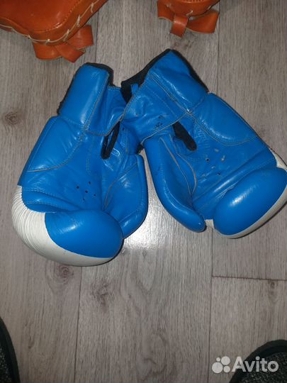 Боксерские перчатки и лапы