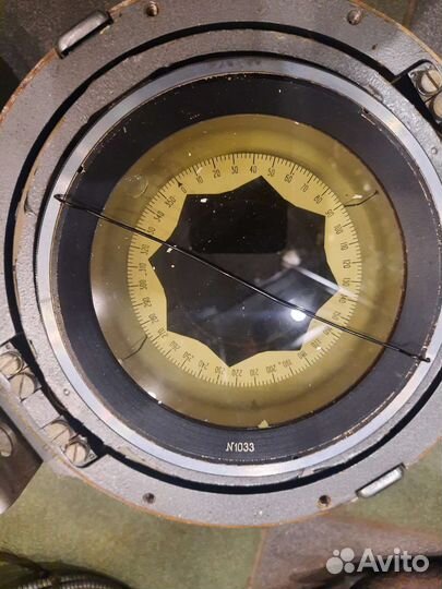 Компас морской магнитный км-100-3 времён СССР