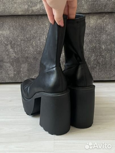 Ботильоны на платформе 40