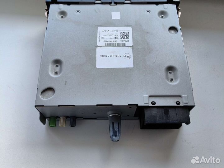 Магнитола Peugeot 3008