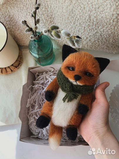Игрушка лисенок из шерсти ручной работы