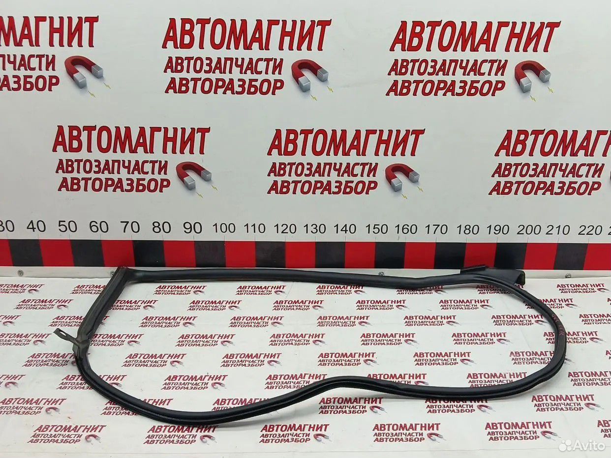 Уплотнитель двери передней правой Zeekr 001