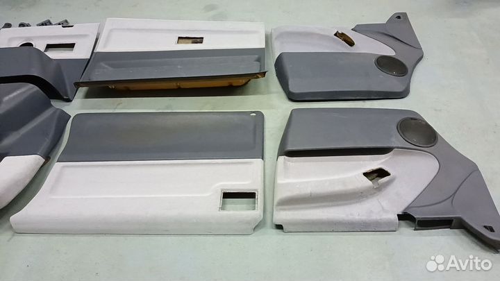 Обшивки карты салона Мерседес Вито 638