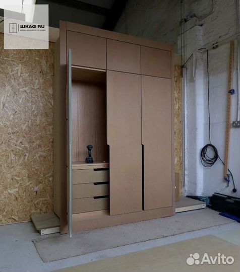 Шкаф с фрезеровкой