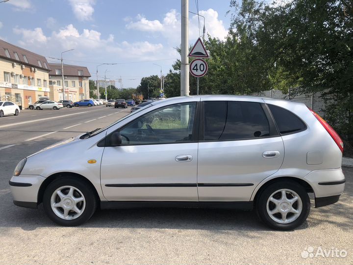Nissan Tino, 2000