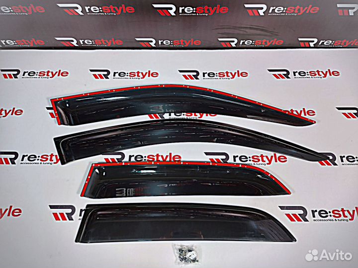 Ветровики Toyota Rush 200