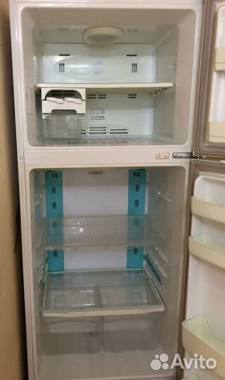 Холодильник Daewoo NoFrost