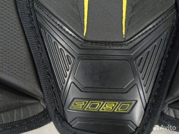 Нагрудник хоккейный ссм 9080 sr m