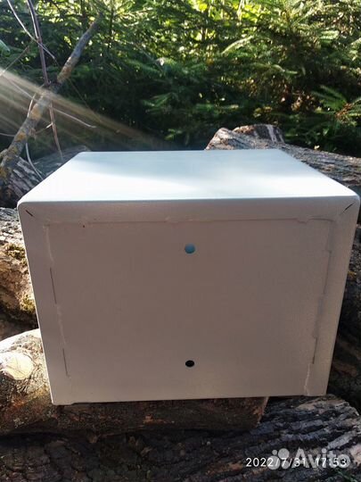 Сейф мебельный