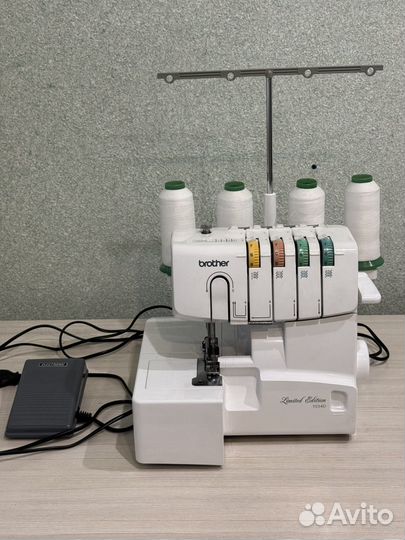Швейная машина оверлок brother