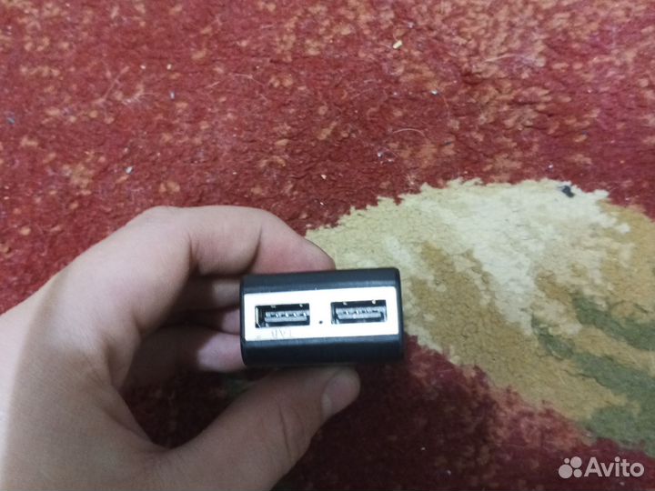 Зарядки для телефонов