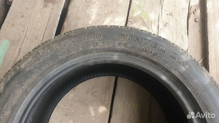 Pirelli Sottozero Winter 240 235/55 R17 99H