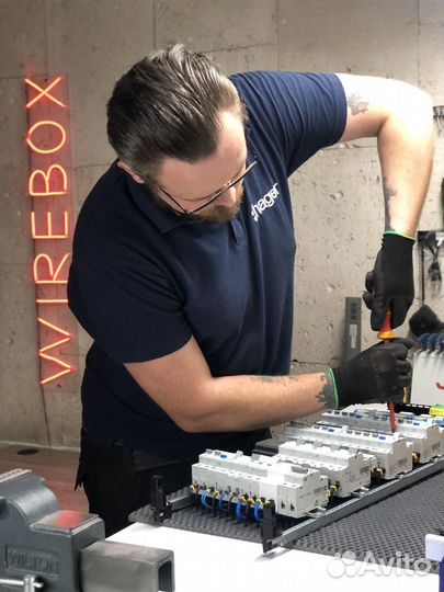 Сборка электрощитов