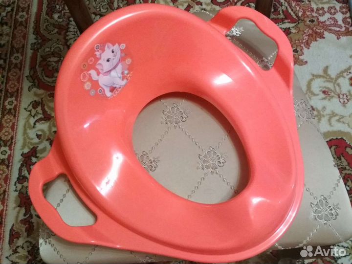 Накладка новая на унитаз детская disney. Сидушка