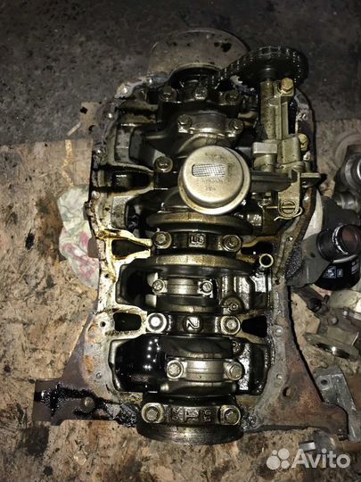 Блок двигателя Renault K9K 732 1.5 dCi Siemens