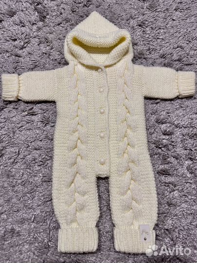 Вязаный комплект ручной работы