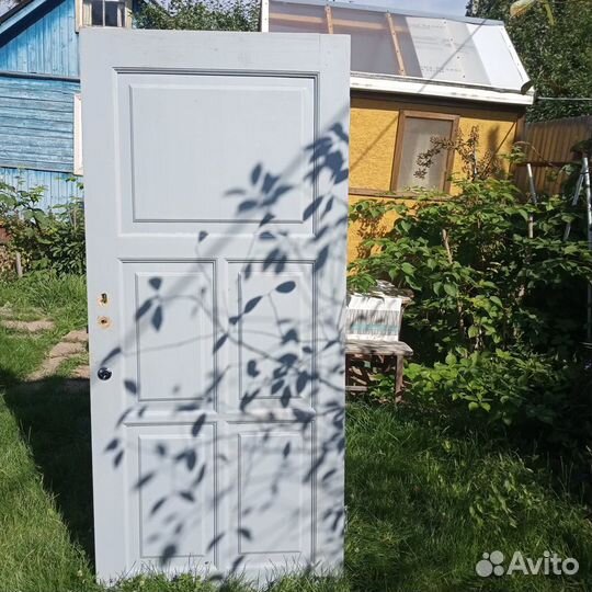 Дверь сосновая 2 на 0,9