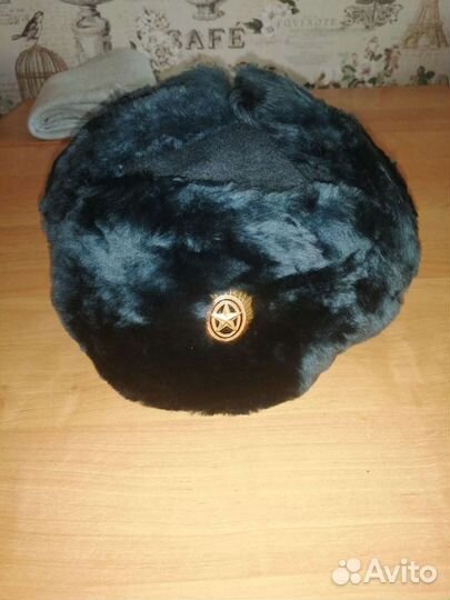 Мужская шапка