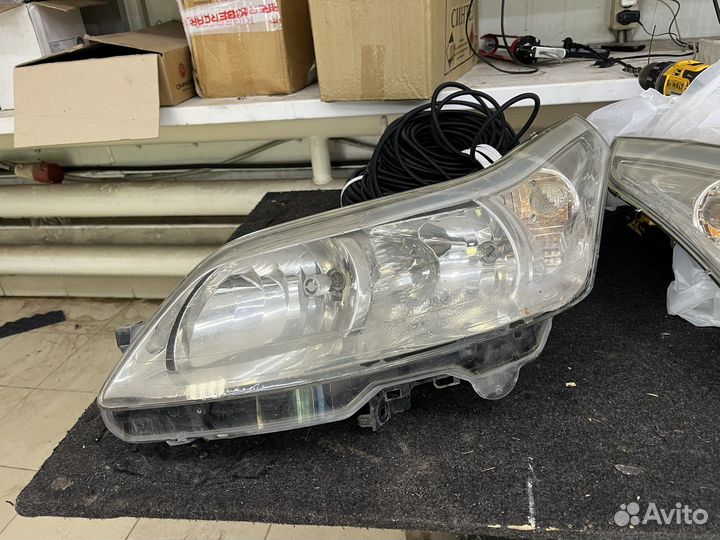 Фары Ситроен c4 2006