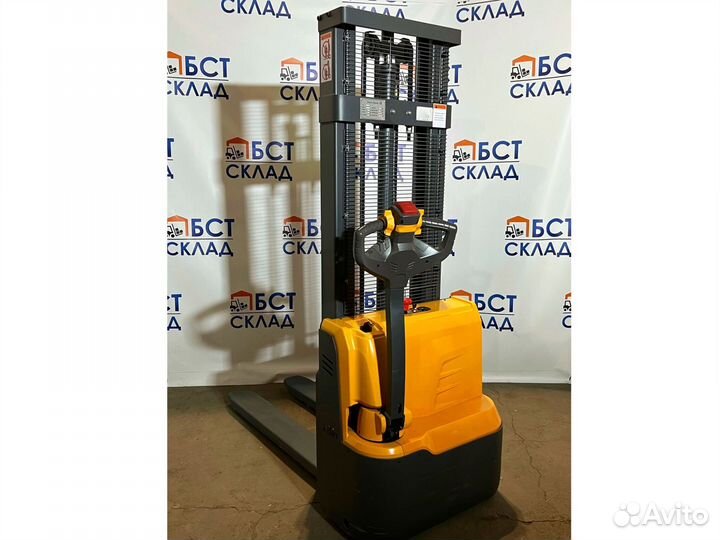 Штабелер самоходный 1 т 3 м xilin CDD10R-E