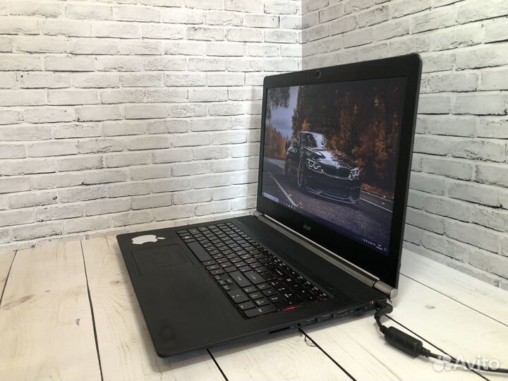 Игровой ноутбук Acer с 2 мя видеокартами