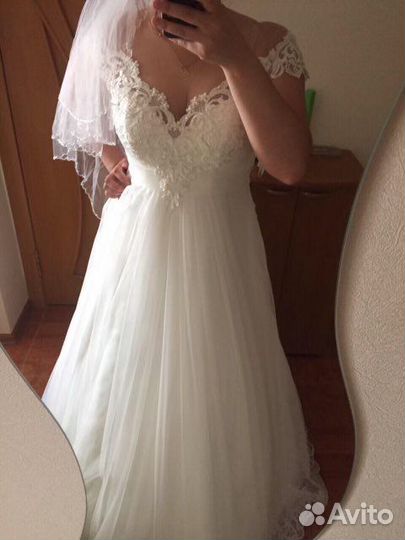 Свадебное платье