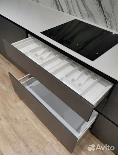 Кухонный гарнитур на заказ под ключ