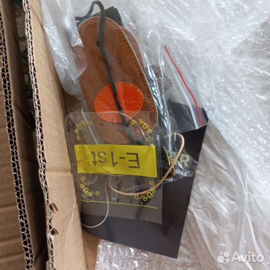 Акустическая гитара