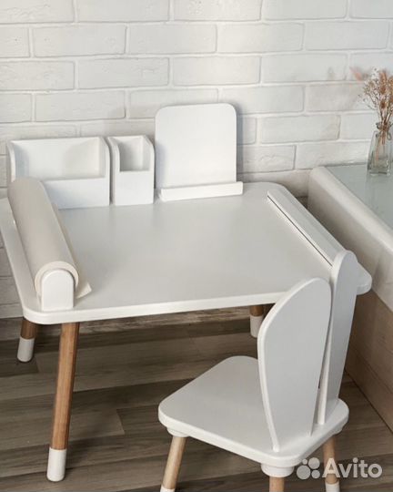 Детский стол и стул