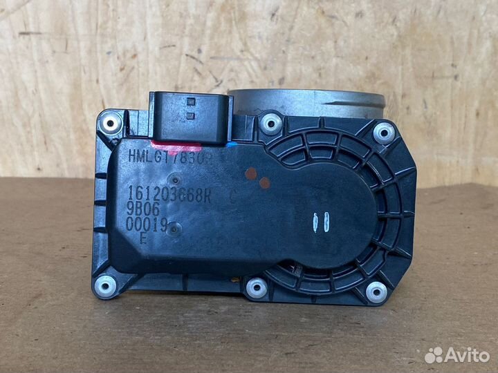 Дроссельная заслонка Renault Duster