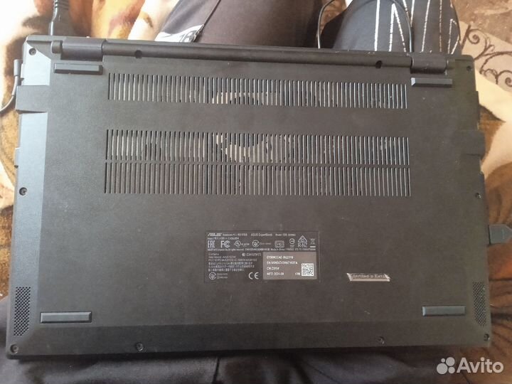 Ноутбук Asus ExpertBook