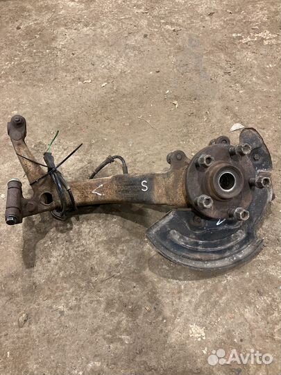 Левый поворотный кулак ауди а4 б5