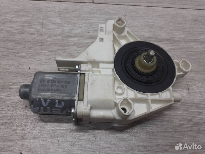 Моторчик стеклоподъемника пл VAG