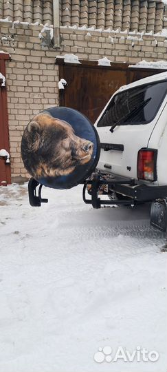 Кронштейн для запасного колеса на ниву