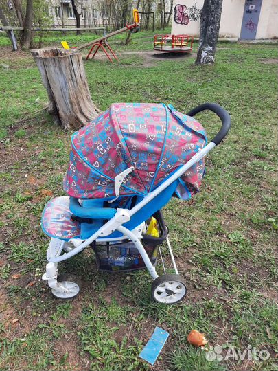 Прогулочная коляска