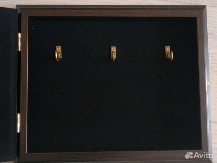 Ключница настенная