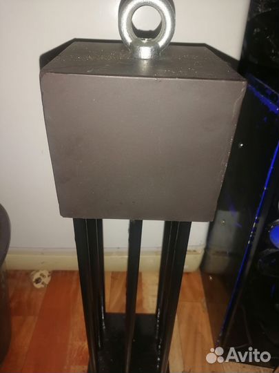 Клетка для бутылки с гайками