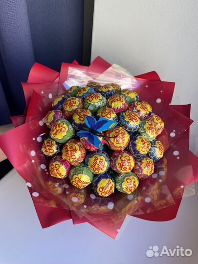 Букет из чупа-чупсов