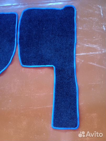 Ковры на volvo fh12 б/у.немного незатоптаные