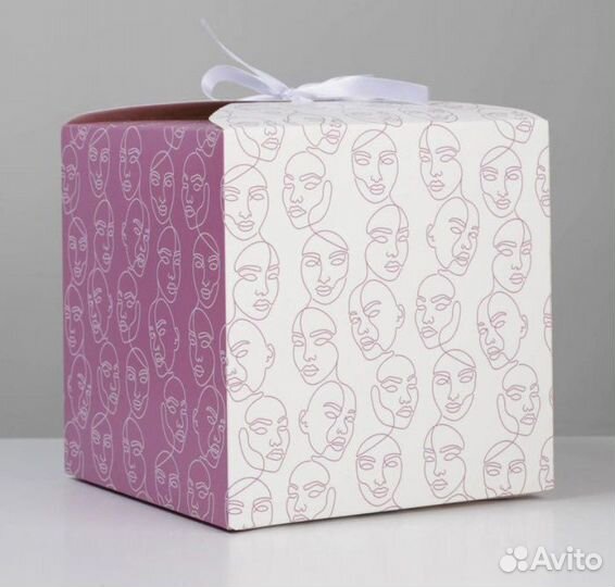 Коробка подарочная