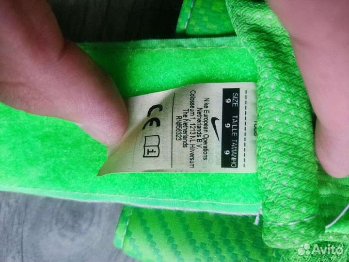 Вратарские перчатки nike