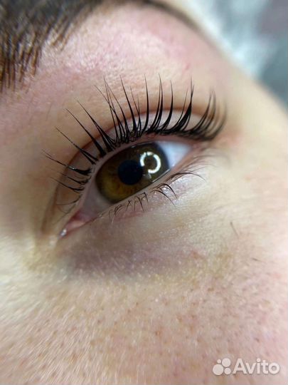 Ламинирование ресниц и бровей/Наращивание ресниц