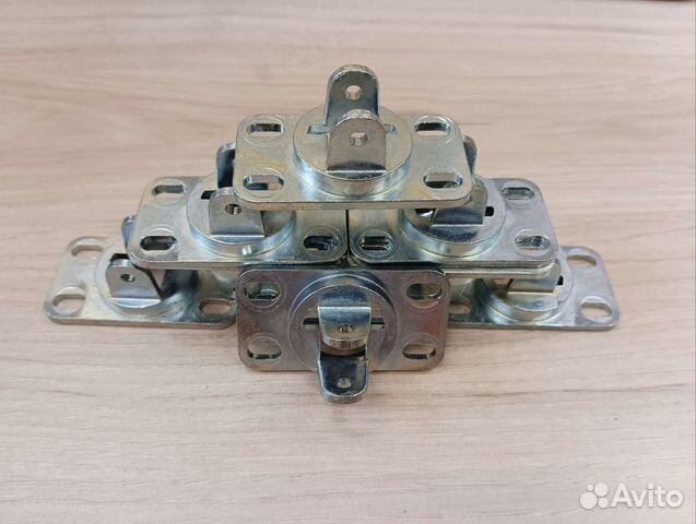 Усил. кронштейн внутр. ручки двери Патриот металл