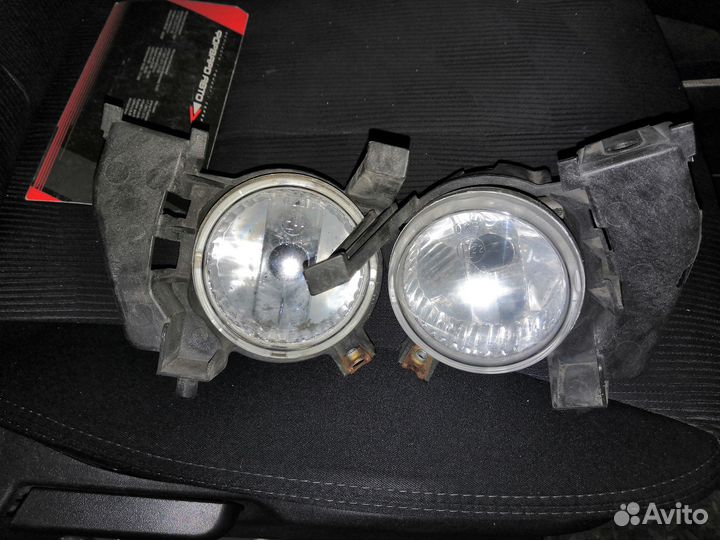 Противотуманные фары Subaru Forester SG