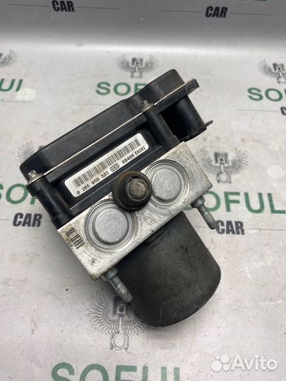 Блок ABS (насос тормозной) Honda Civic 8 5D