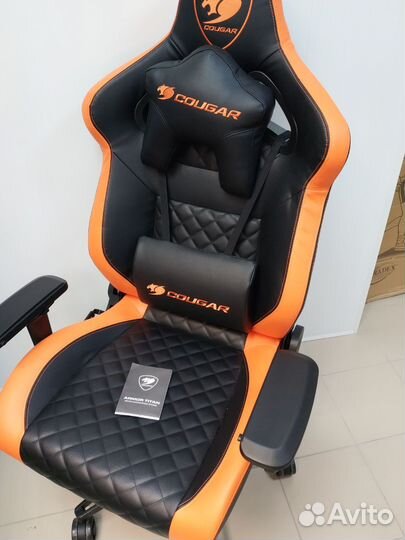 Компьютерное кресло Cougar