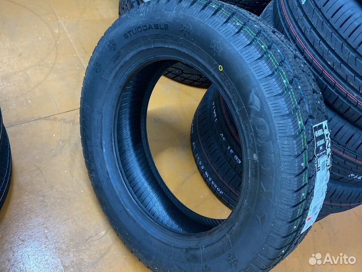 ONYX NY-W703 215/65 R17