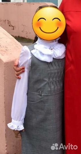 Блузка в школу праздничная