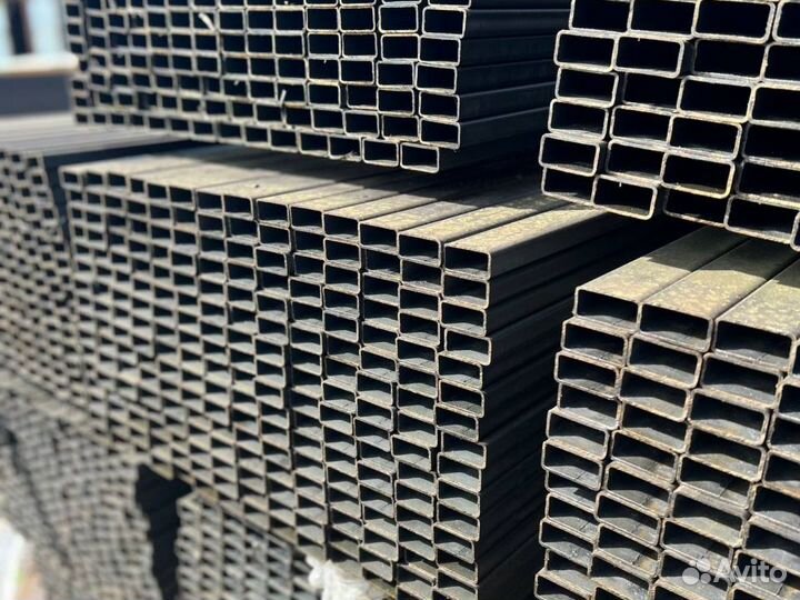 Профильная труба (на забор)