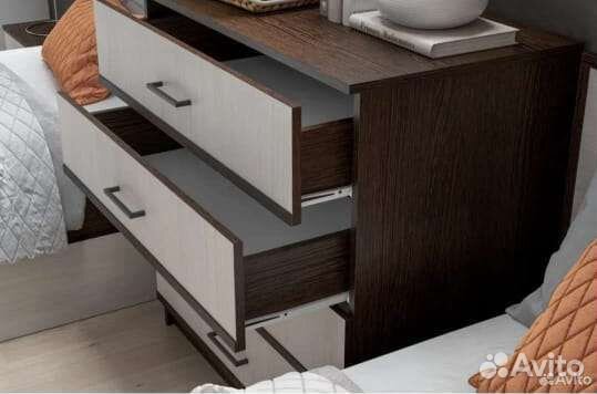 Тумба прикроватная